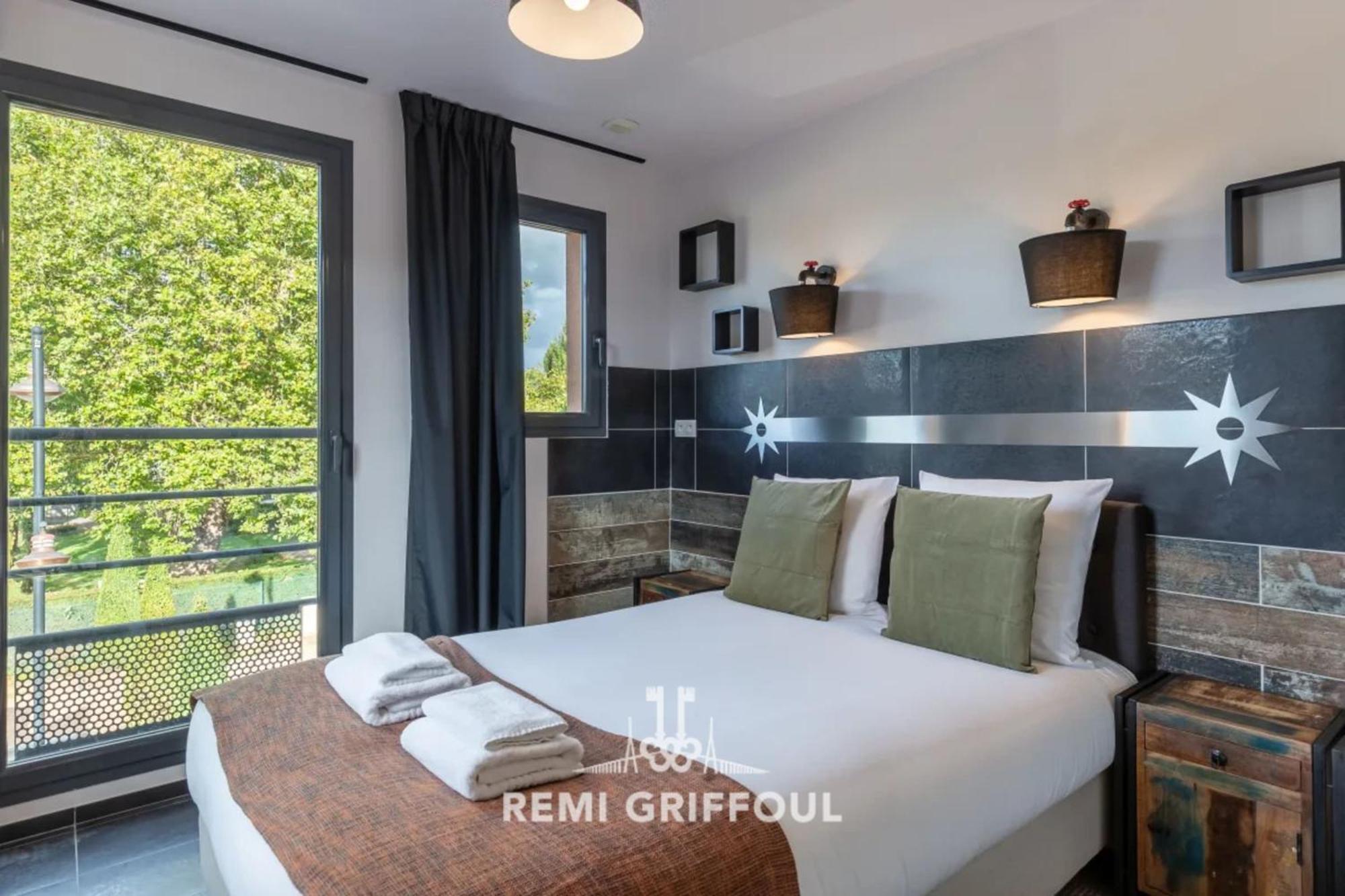 The Cosmopolitan Architect Design Home With Rooftop Jacuzzi 8 Guests オンフルール エクステリア 写真