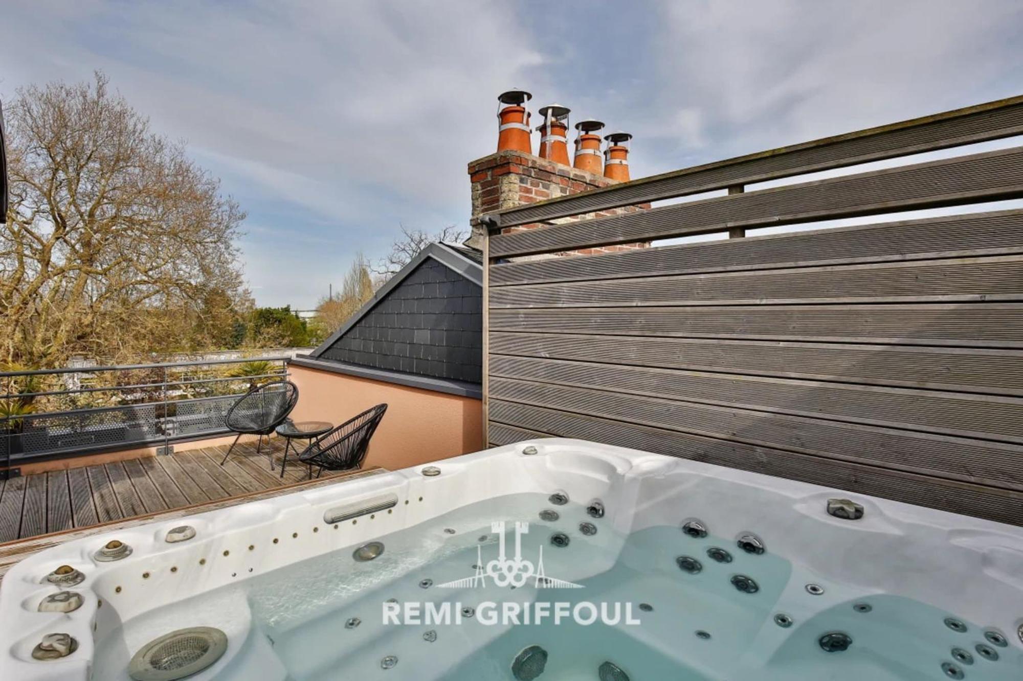 The Cosmopolitan Architect Design Home With Rooftop Jacuzzi 8 Guests オンフルール エクステリア 写真